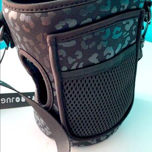 Black Leopard Hydrojug Sleeve